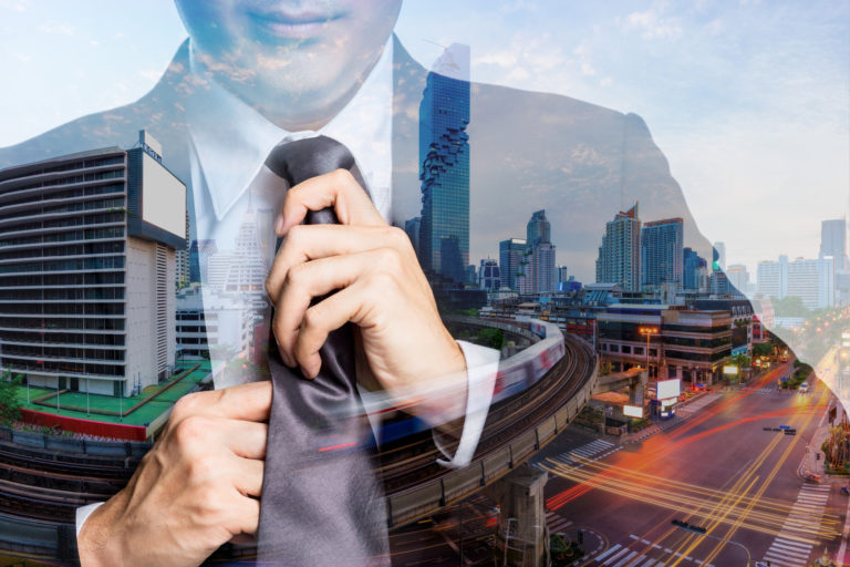 現地での尾行・行動調査